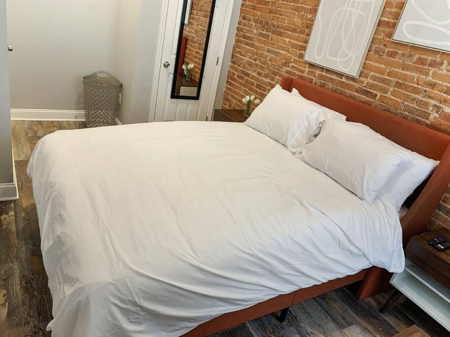 Апартаменты Cozy Modern Apt In The Heart Of Fells Point! Балтимор Экстерьер фото