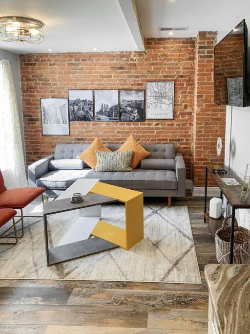 Cozy Modern Apt In The Heart Of Fells Point! Балтимор Экстерьер фото